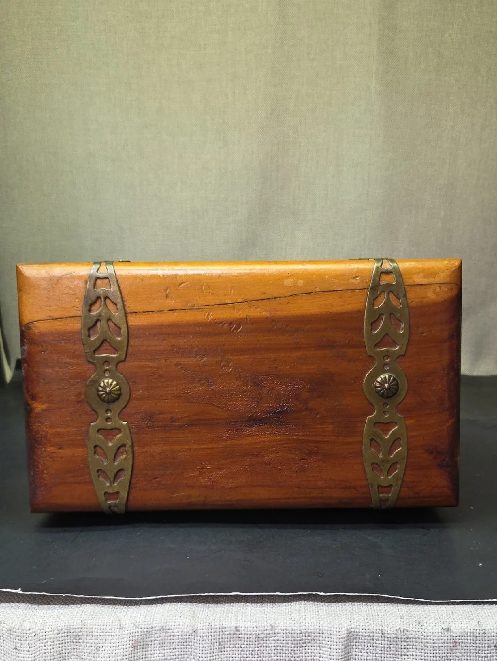 Vintage Jewelry Box Cedar Souvenir Trinket Box. Balsa Wooden Box‎